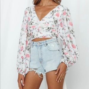 🌸 Floral Cropped Blouse 🌸